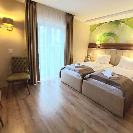 Papuli Rooms 4U Senta Екстер'єр фото