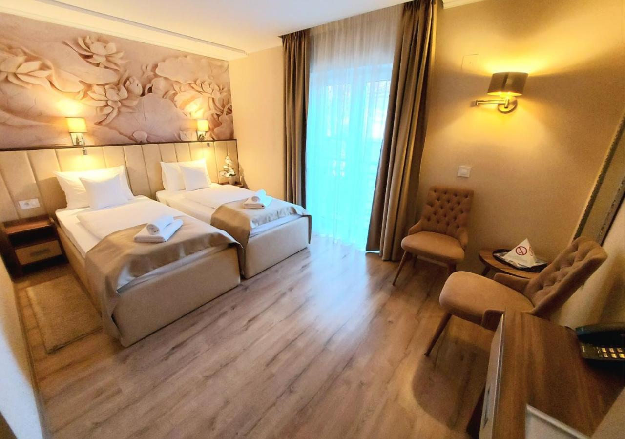 Papuli Rooms 4U Senta Екстер'єр фото