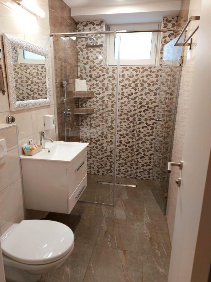 Papuli Rooms 4U Senta Екстер'єр фото