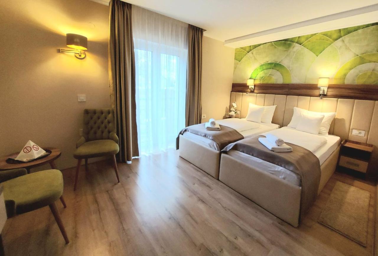 Papuli Rooms 4U Senta Екстер'єр фото