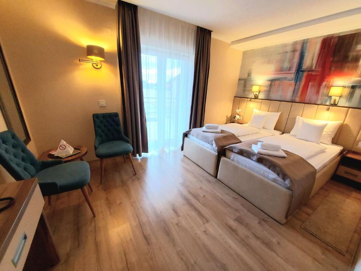 Papuli Rooms 4U Senta Екстер'єр фото
